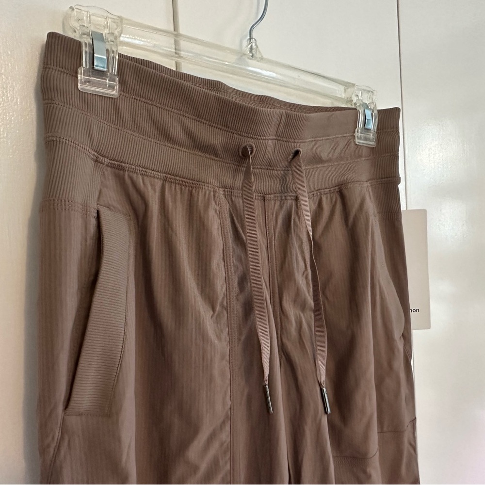 NEW - lululemon Dance Studio Mid-Rise Pant *Regular